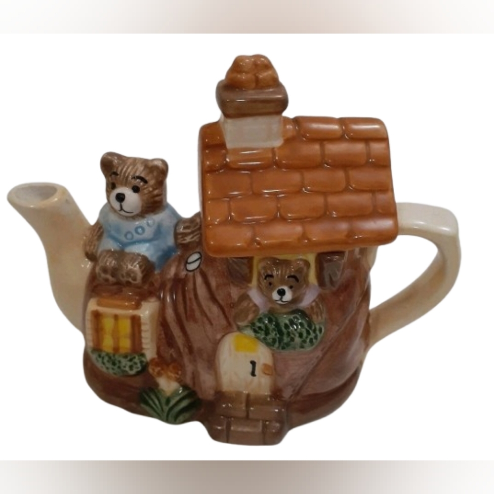 Tea-nee Mini Teapot House Bears In A Shoe Collectible